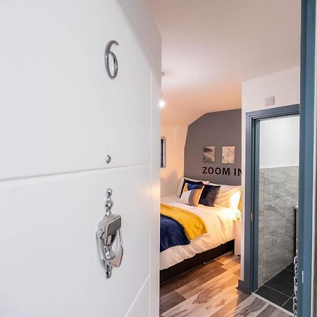 Trendy Studio In Vibrant West Midlands Apartment Birmingham Exterior photo